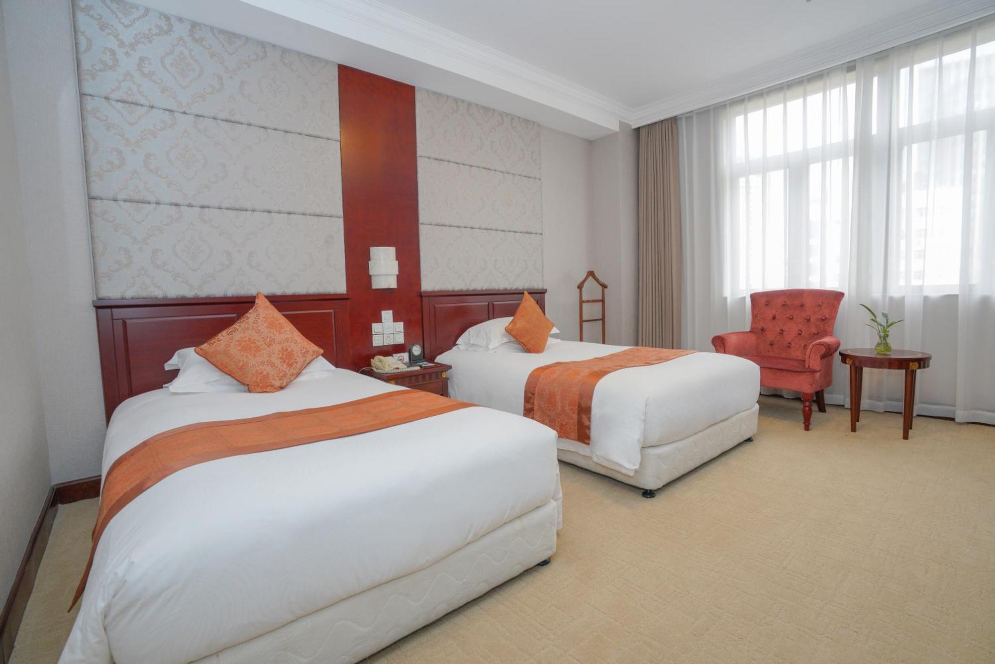 Broadway Mansions Hotel - On The Bund Shanghai Exterior foto