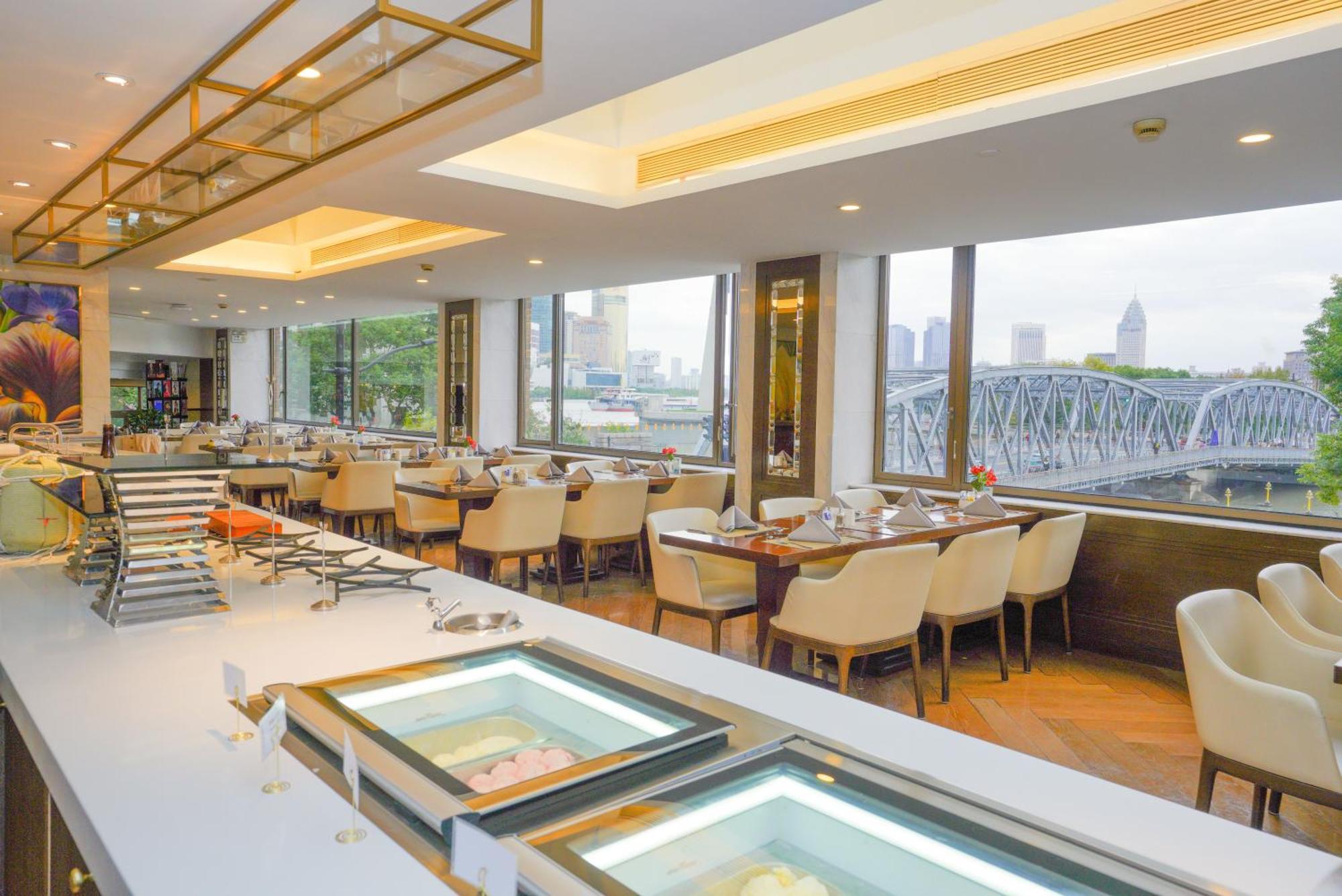 Broadway Mansions Hotel - On The Bund Shanghai Exterior foto