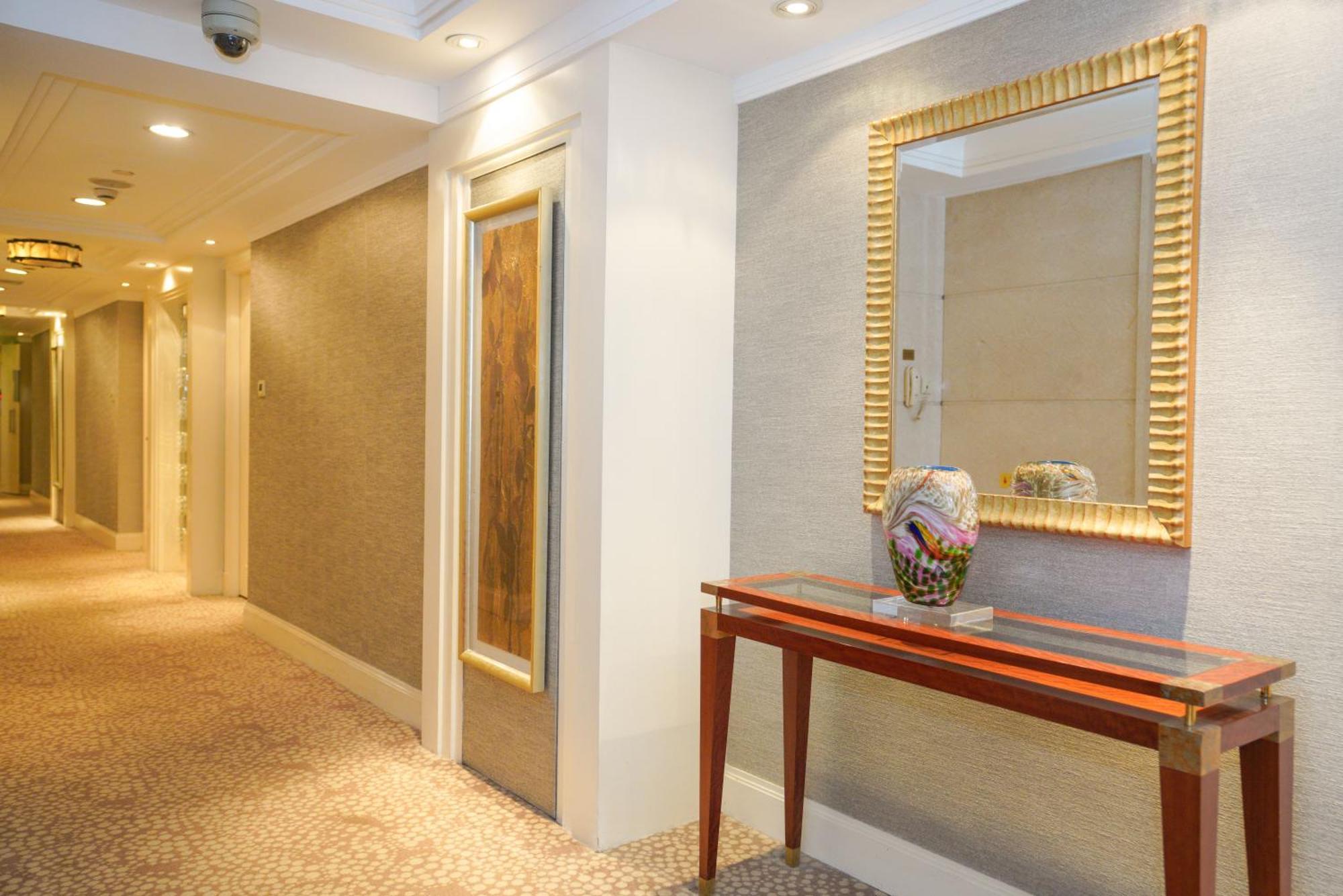 Broadway Mansions Hotel - On The Bund Shanghai Exterior foto